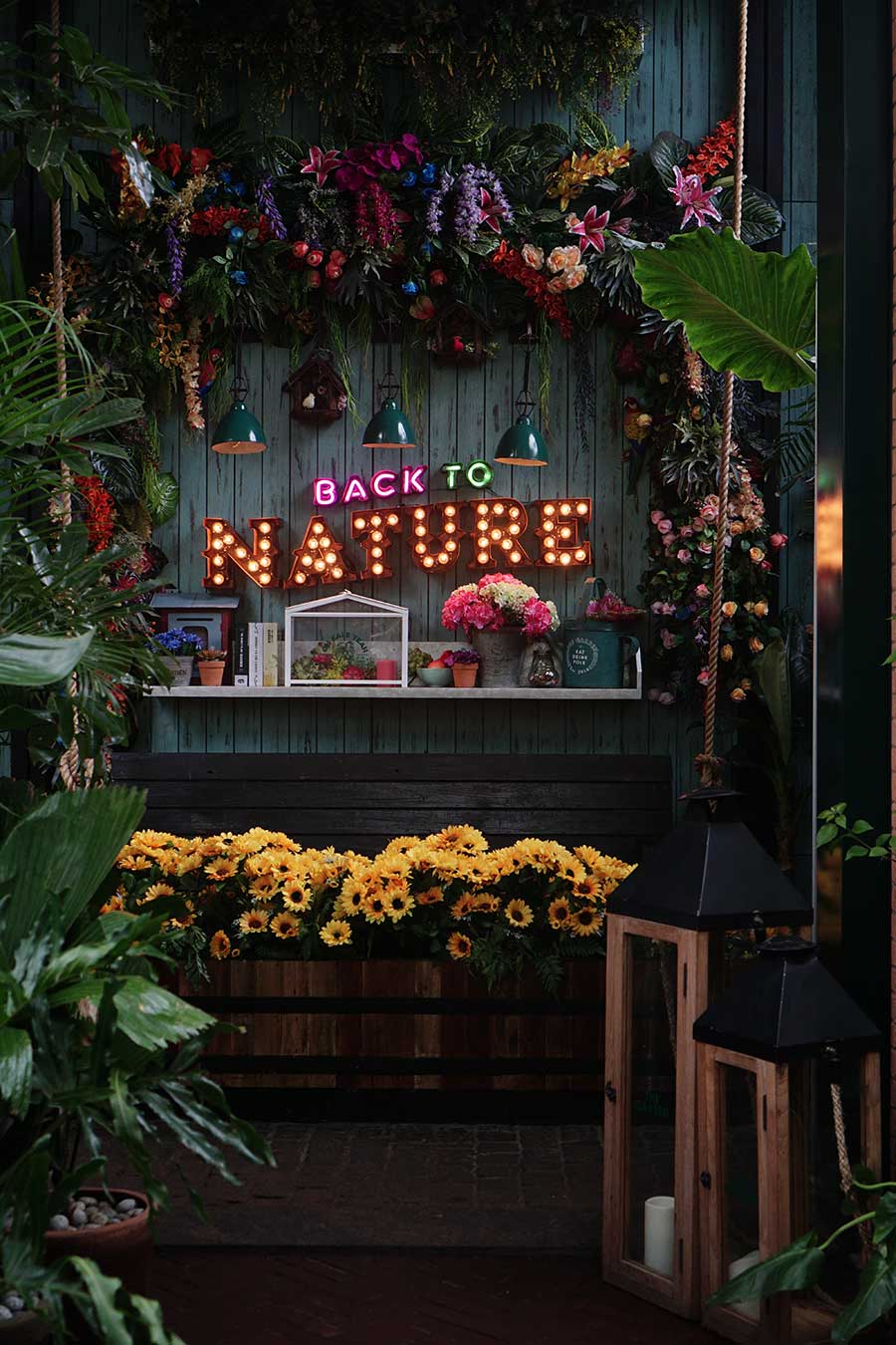 TROPICAL WANDERLUST
